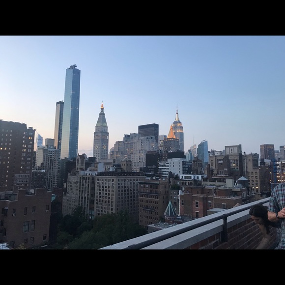 Meet your Posher, Heather - Picture 1 of 1